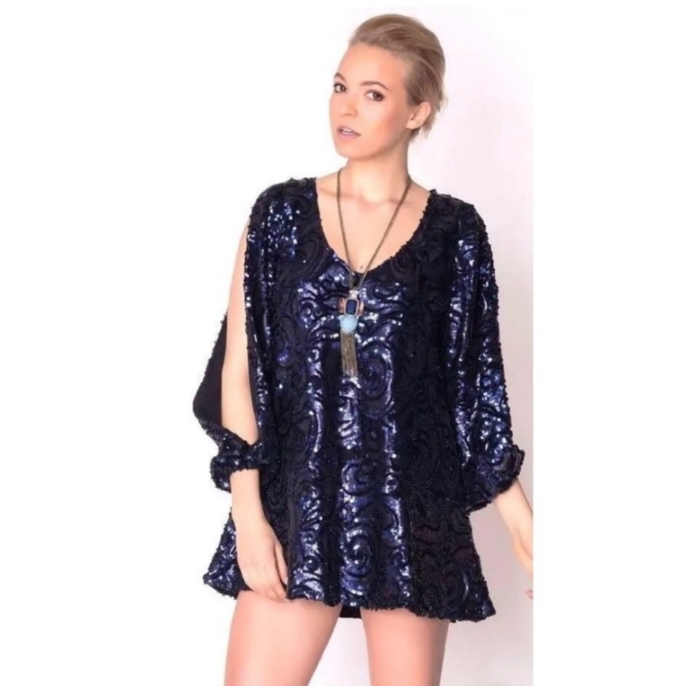 Revolve Lovers + Friends Blue Sequin Open Sleeve Mini Party Dress Sz Small